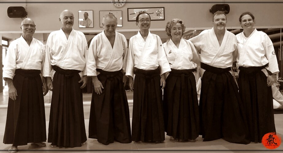 Alcuni membri della Ki Society Valencia con Sensei Gandia Alcuni membri della Ki Society Valencia con Sensei Gandia