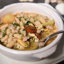 zupa - zuppa, gesta, bez dodatku makaronu, zjadana z chlebem
