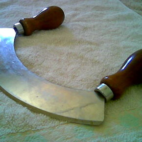 mezzaluna