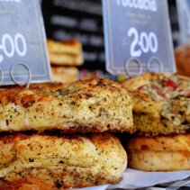 focaccia foggiana z cebula