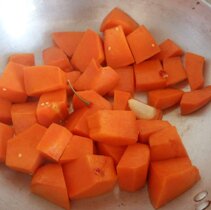 dynia smazona z czosnkiemi papryczka chili dynia smazona z czosnkiemi papryczka chili