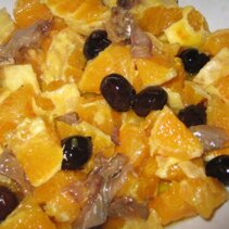 salatka z pomaranczy, sledzi i oliwek salatka z pomaranczy, sledzi i oliwek