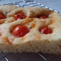 przekroj, jak widac rozlozylam grubiej na bokach