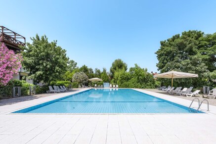 5f5775cfbcc8dbfa8f98afa93d6a5357ecb64e72.jpeg 5f5775cfbcc8dbfa8f98afa93d6a5357ecb64e72.jpeg