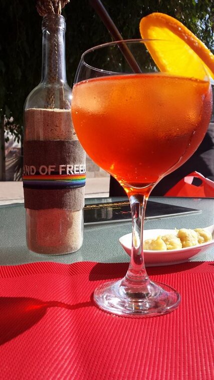 1e32924c-2b71-4ebc-bb0a-2814c7e96ea9