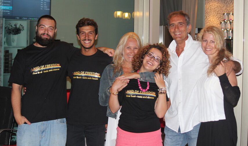 32d5a67a-4098-47f9-bc57-ae4b053b5972