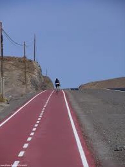 e391864c-b3fd-497d-b6a8-4feebdac76af