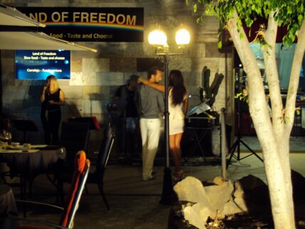 6df4ba8b-3869-4c2c-9095-86bba442984b