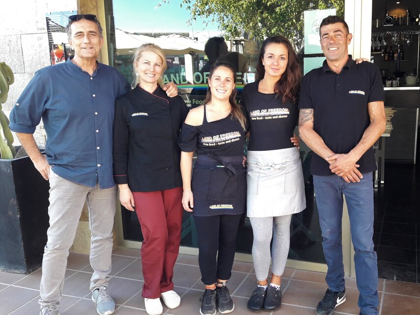 ac91815e-3b62-4d9f-9767-fbad01e9f541