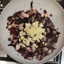 radicchio-rosso-tondo-lungo-mele-noci-contorno-aperitivo