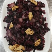 radicchio-rosso-tondo-lungo-mele-noci-contorno-aperitivo