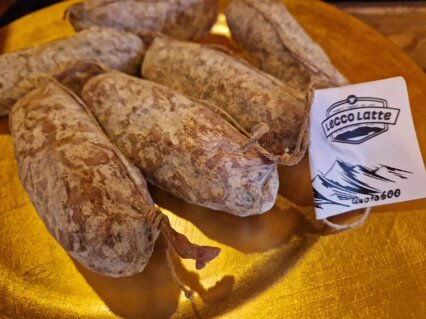 8220b884-13e1-4bde-af2a-80280fb06077