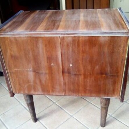 Comodini appena scartavetrati