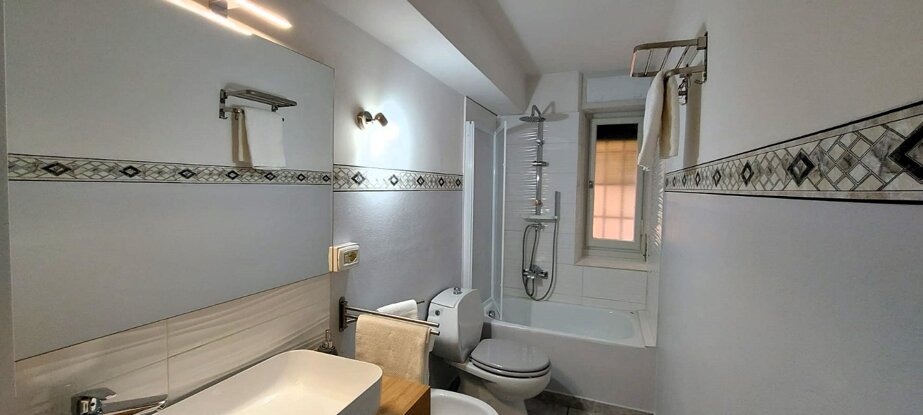 wc / toilet