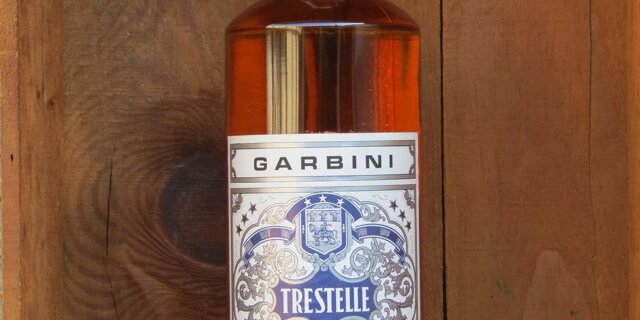 TRE STELLE 40% vol. 100 cl.