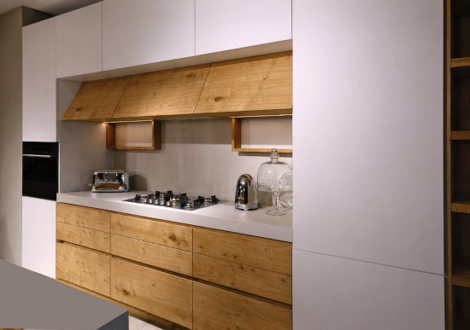 rifacimento ante in legno massello cucina