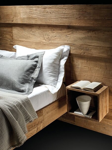 MOBILI IN LEGNO MASSELLO RUSTICO