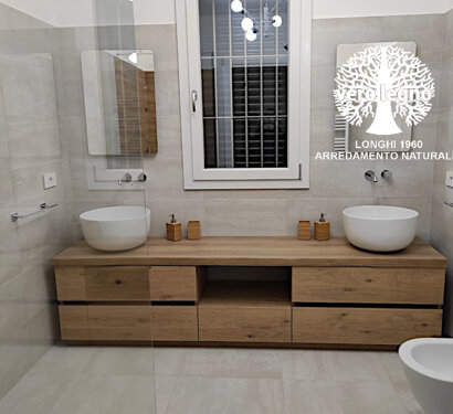 produzione mobili bagno in legno massello a misura