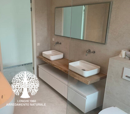 MOBILE BAGNO LACCATO CON TOP LEGNO MASSELLO
