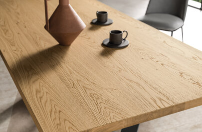 TAVOLO ALLUNGABILE IN LEGNO MASSELLO LECCO TAVOLO ALLUNGABILE IN LEGNO MASSELLO LECCO