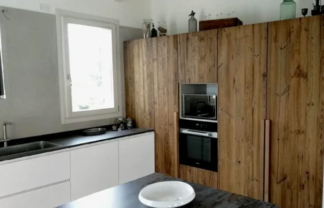 rifacimento ante in legno massello cucina