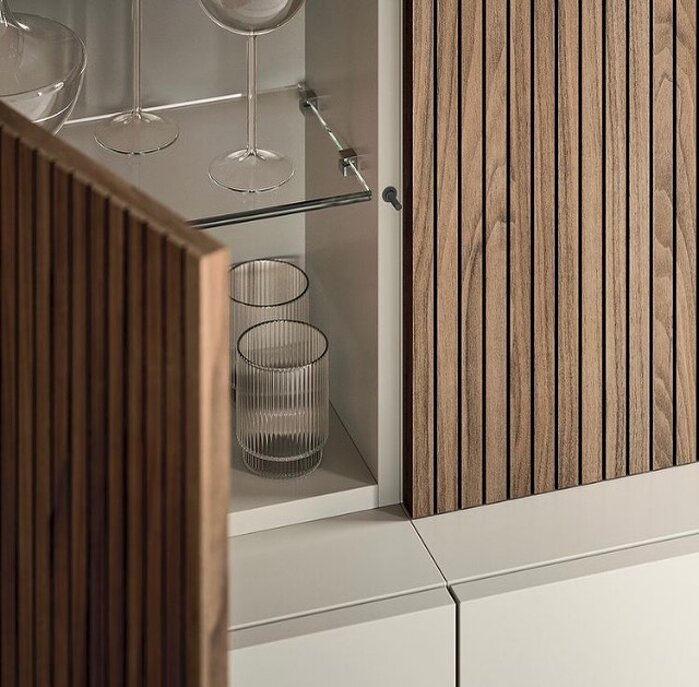 ARREDAMENTI MODERNI E RUSTICI ARREDAMENTI MODERNI E RUSTICI