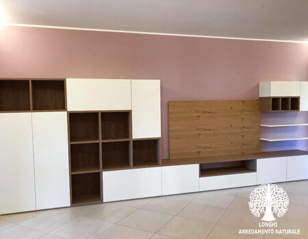 parete giorno living design moderno con legno massello crema e cremona