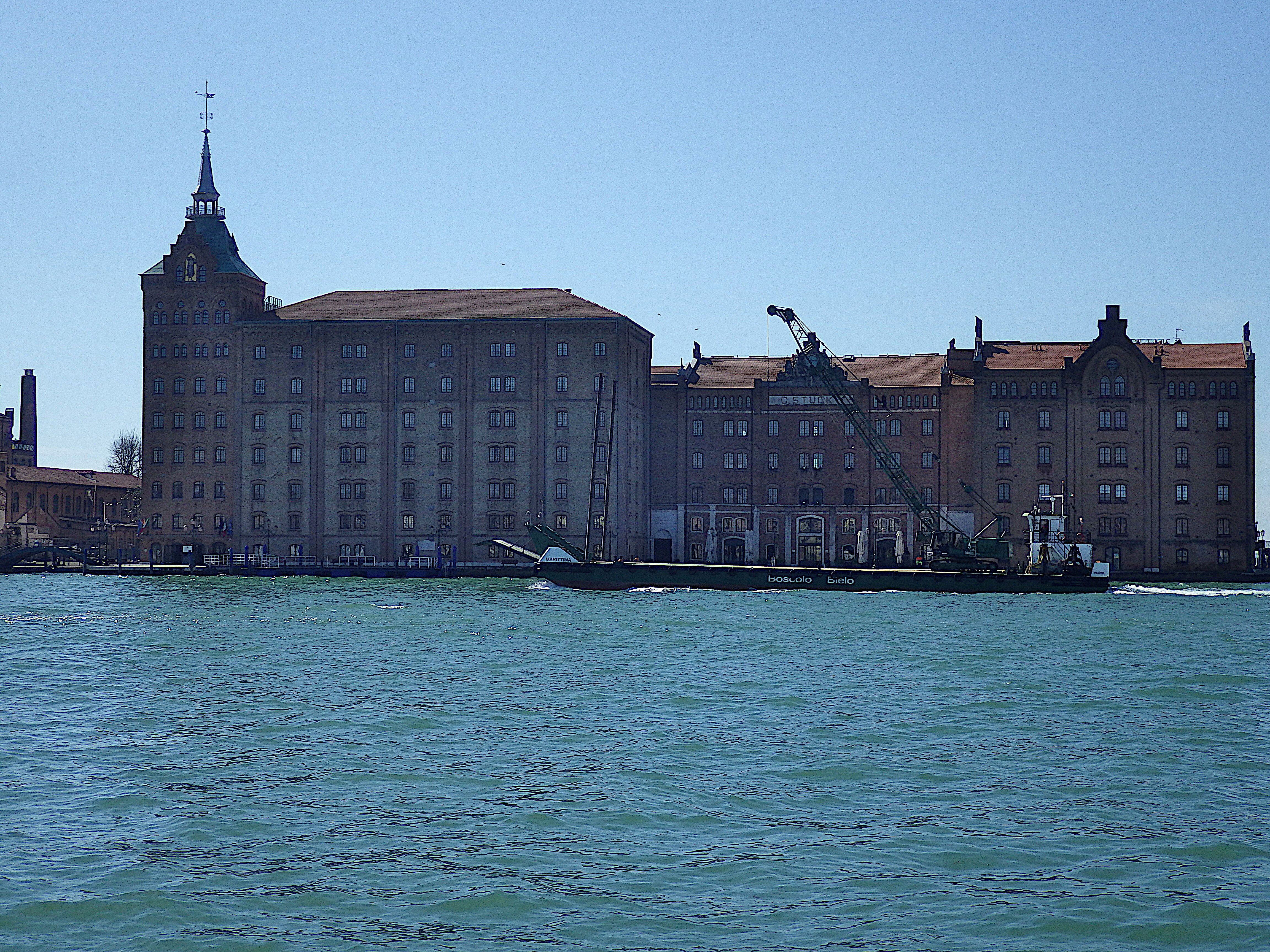 Molino Stucky e la pittura (più?) antica di Venezia