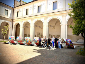Visita guidata 4 aprile 2024 Gruppo di allievi accompagnati dalla docente e poetessa Lucia Ileana Pop