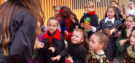 199%20animazione%20bambini%20per%20halloween%20acerra%20napoli%20campania02.jpeg