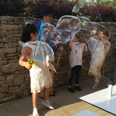 034 magica fiesta animazione per bambini bolle di sapone napoli acerra provincia03.jpeg 034 magica fiesta animazione per bambini bolle di sapone napoli acerra provincia03.jpeg