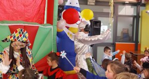 08.04%20animazione%20bambini%20per%20carnevale%20scuole%20negozi%20piazze%20acerra%20napoli%20campania.jpeg