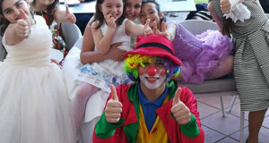 011%20-%20salterelli%20gonfiabili%20animazione%20bambini%20magica%20fiesta%20napoli.jpeg