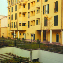 Via Pavia, 8 “Piazzetta dei Navigli” - Milano