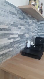 rivestimento-in-quarzite-bianco-grigia