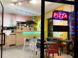 pizzeria%202.webp
