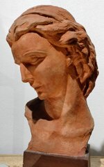 testa-di-donna-in-terracotta
