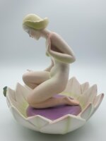 ronzan-magnifica-statuina-donna-con-rana