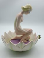ronzan-magnifica-statuina-donna-con-rana