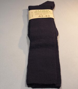calza-lana-di-pecora-e-cotone-filo-fine-blu-lungo