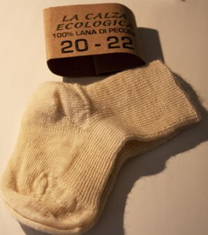 calza-lana-di-pecora-100-bimbo-filo-fine-naturale-corto