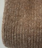 calza-lana-cammello-e-pecora-filo-fine-naturale-corto