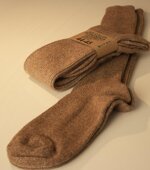 calza-lana-cammello-e-pecora-filo-fine-naturale-corto