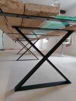 pezzo-unico-tavolo-design-artigianale-legno-e-resina-4-metri