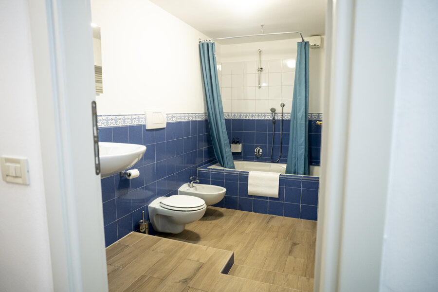 Bagno con ogni dotazione A Casa di Lucio