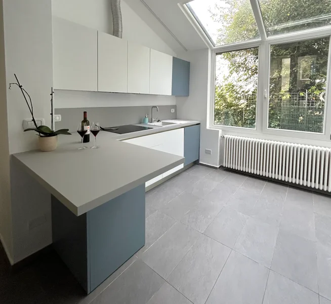 La cucina di A Casa di Lucio ha tanti accessori e permette di cucinare ogni giorno tutti i giorni