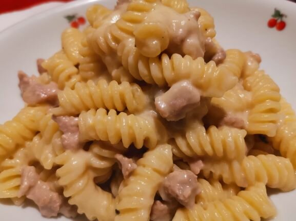 Il gusto senza spreco &ndash; Salsiccia di riciclo