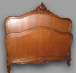 letto-in-noce-massello-scolpito-luigi-xv