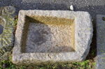 antica-vasca-in-granitolavabo-fioriera-da-giardino-n171-52x38