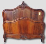 letto-in-noce-massello-scolpito-luigi-xv-barocco